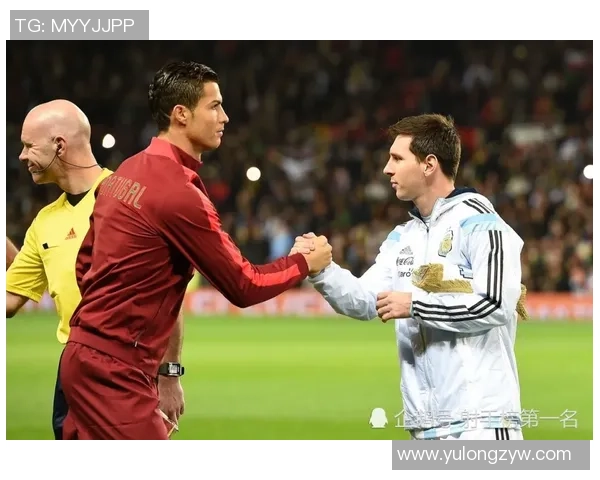 重温经典对决曼联99传奇队与拜仁传奇队友谊赛精彩回顾